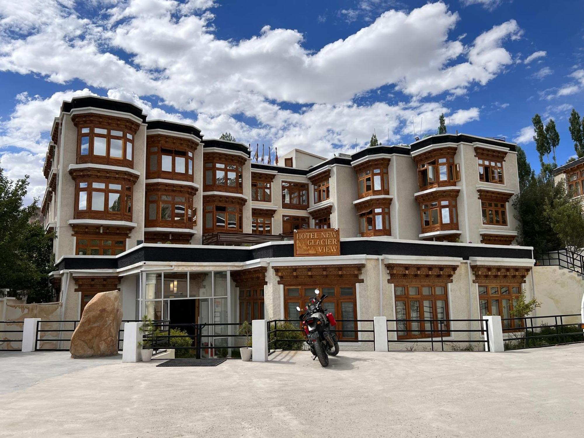 Hotel New Glacier View 列城 外观 照片