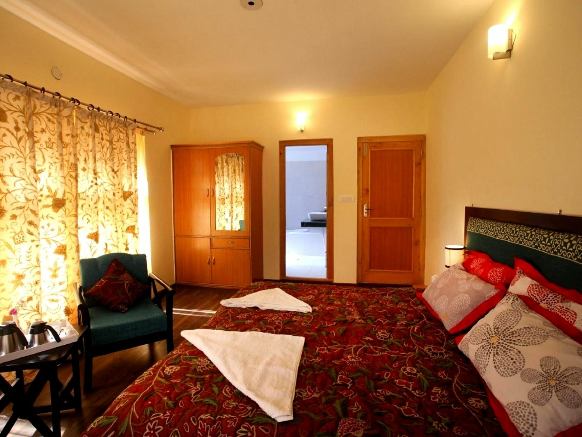 Hotel New Glacier View 列城 外观 照片